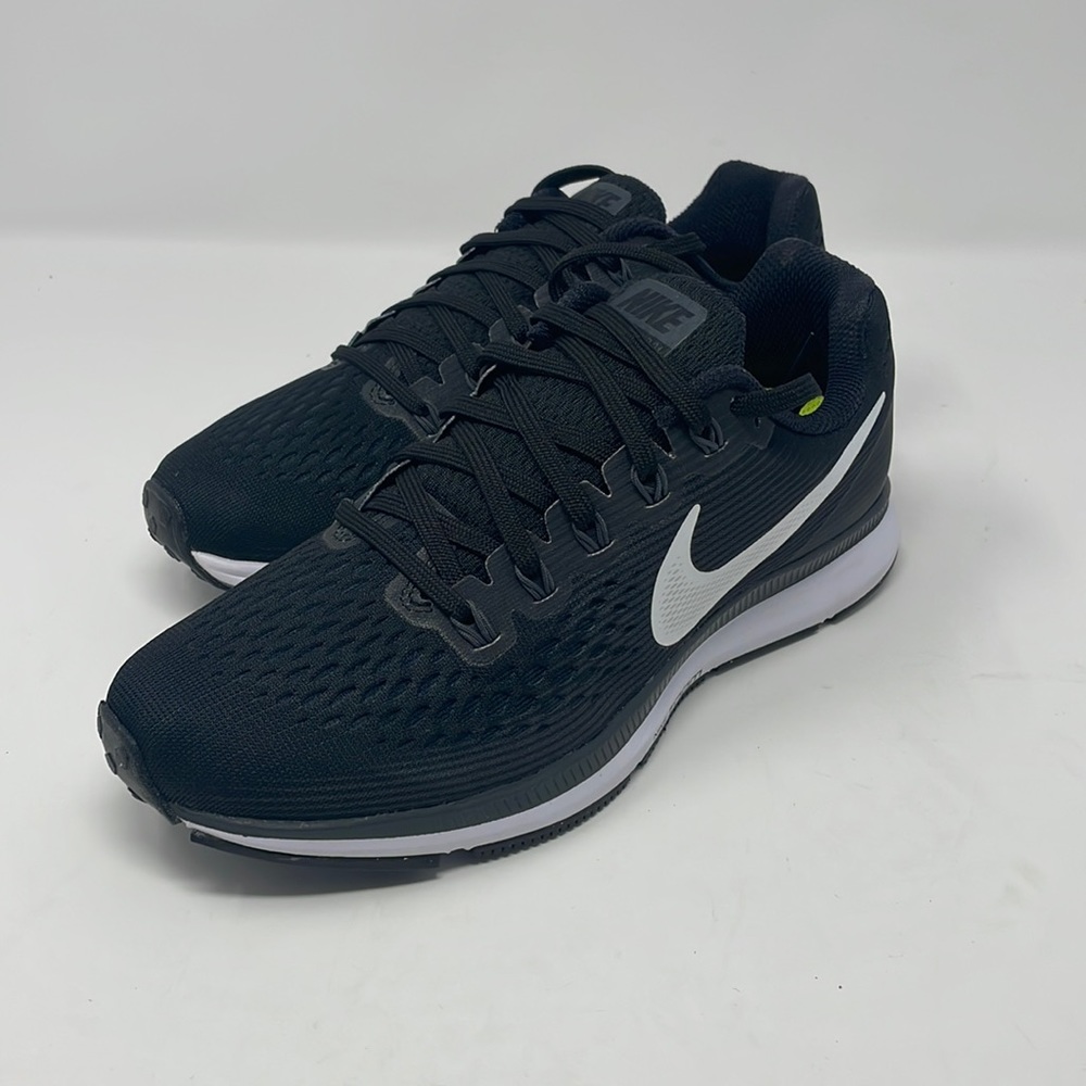 Nike Women’s Pegasus 34 Running Shows NEW Black White No Box